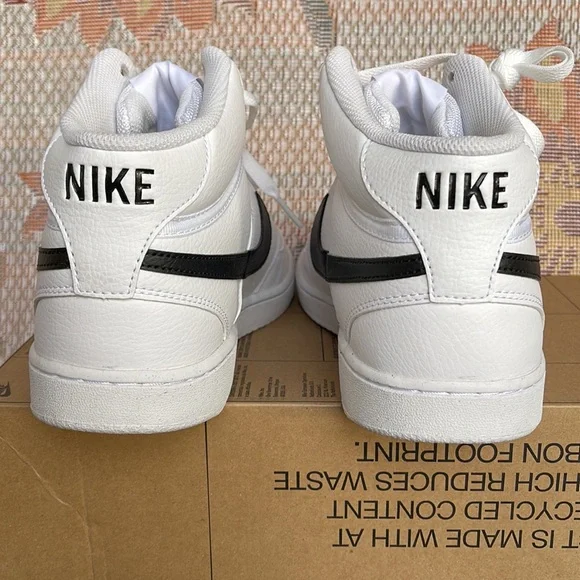 NIKE MEN’S COURT VISION MID Next Nature WHITE/BLACK-WHITE
DN3577 101 Sneakers - Picture 14 of 16